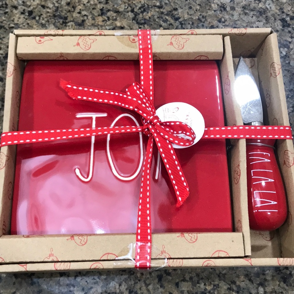 Rae Dunn Christmas JOY Cheese Plate - Picture 1 of 1